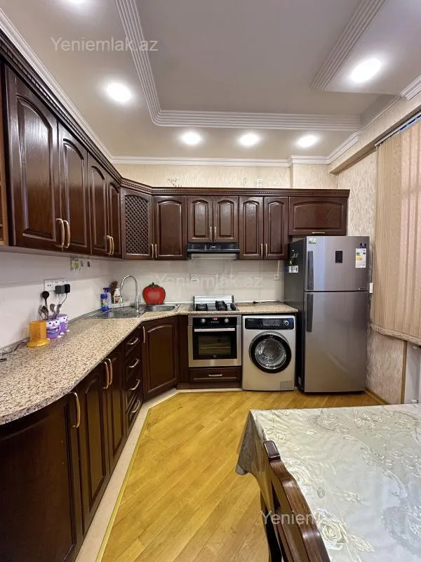 Satılır 1 otaqlı yeni tikili 60 m²