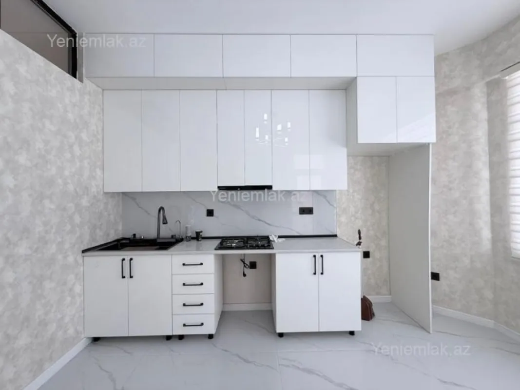 Satılır 3 otaqlı yeni tikili 95 m²