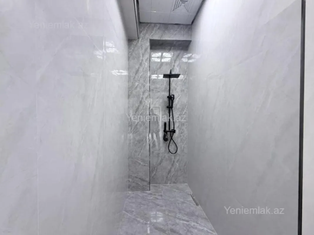 Satılır 3 otaqlı yeni tikili 95 m²