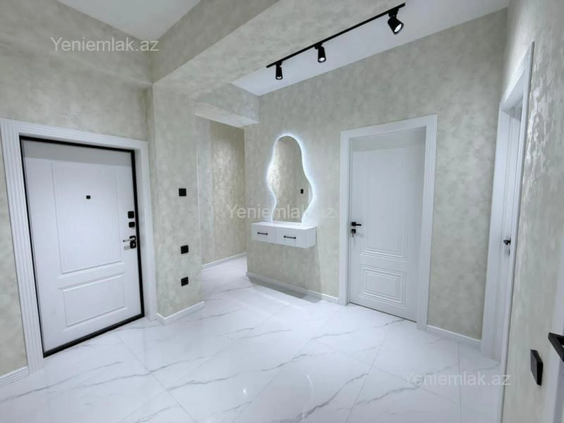 Satılır 3 otaqlı yeni tikili 95 m²