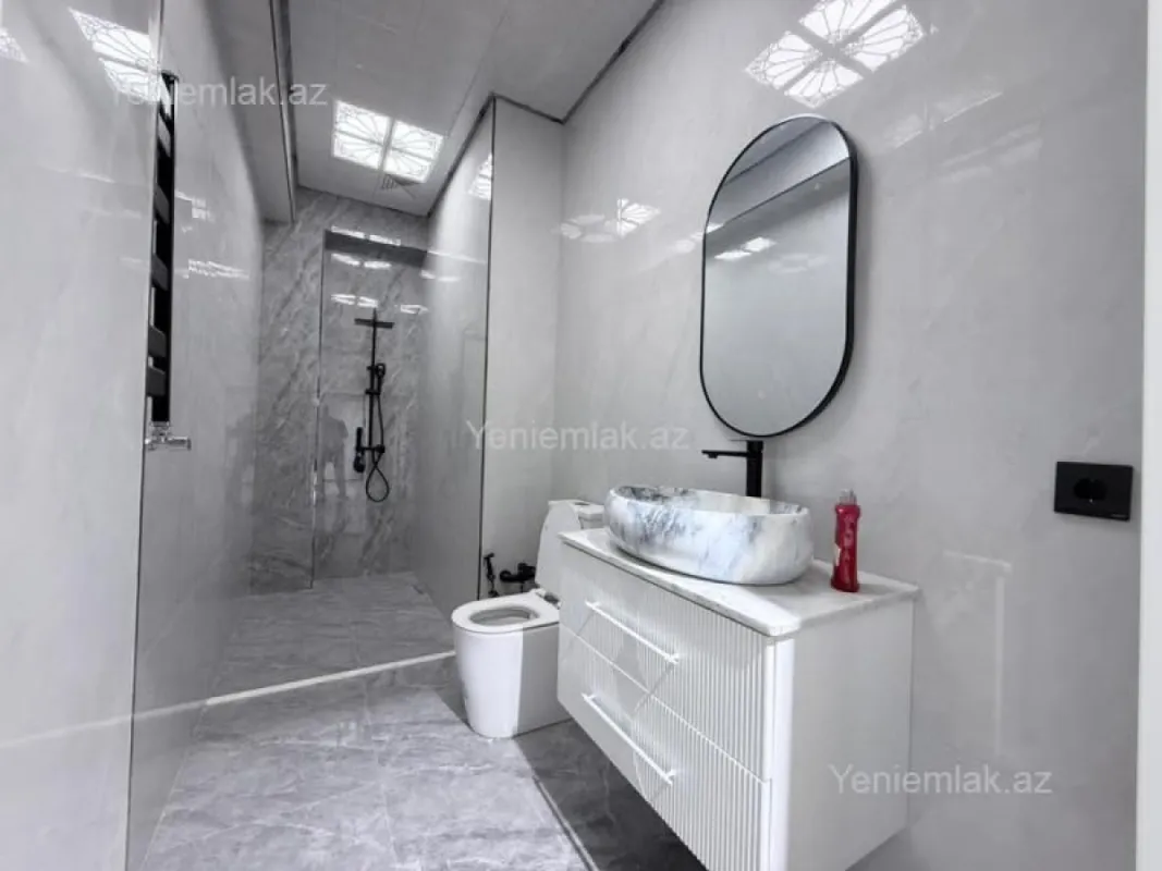 Satılır 3 otaqlı yeni tikili 95 m²