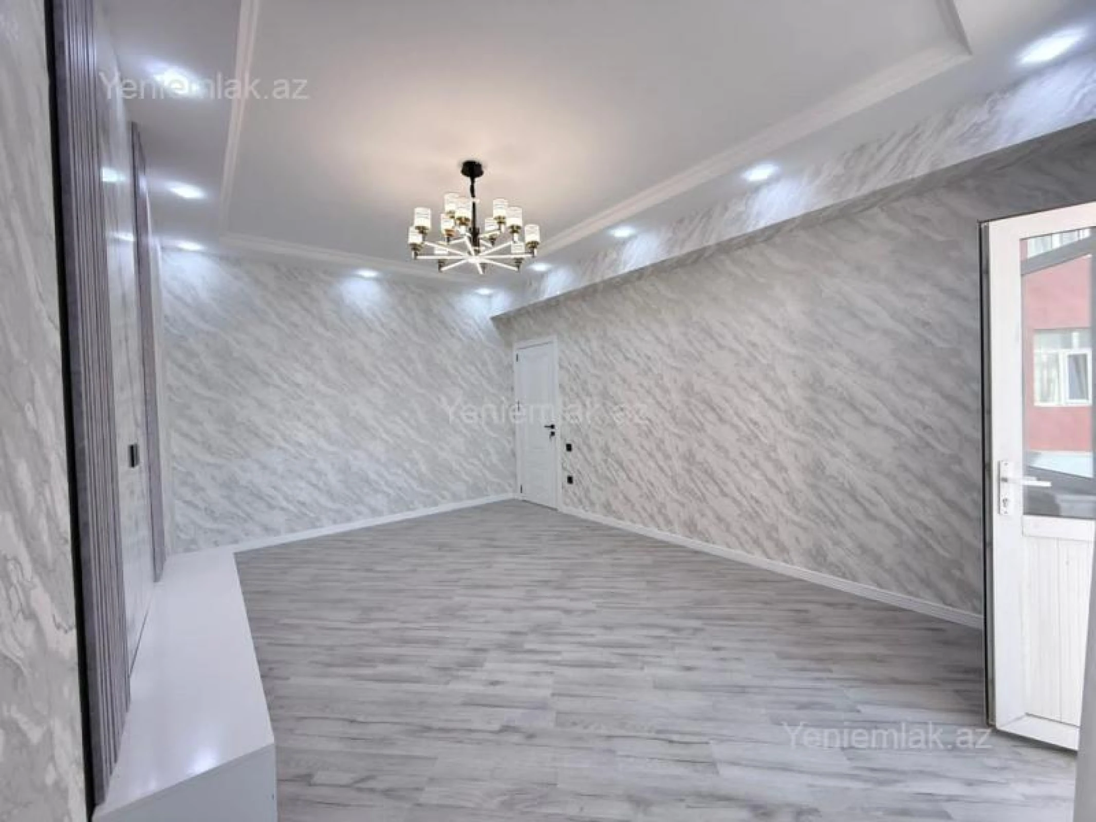 Satılır 3 otaqlı yeni tikili 95 m²