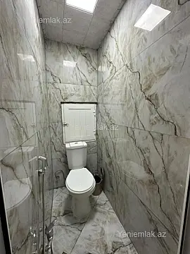 Satılır 2 otaqlı köhnə tikili 60 m²