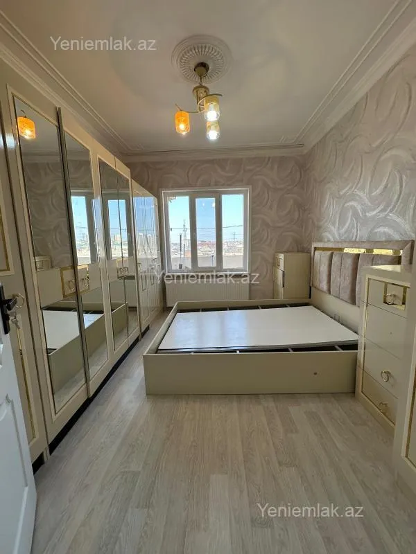 Satılır 2 otaqlı köhnə tikili 60 m²