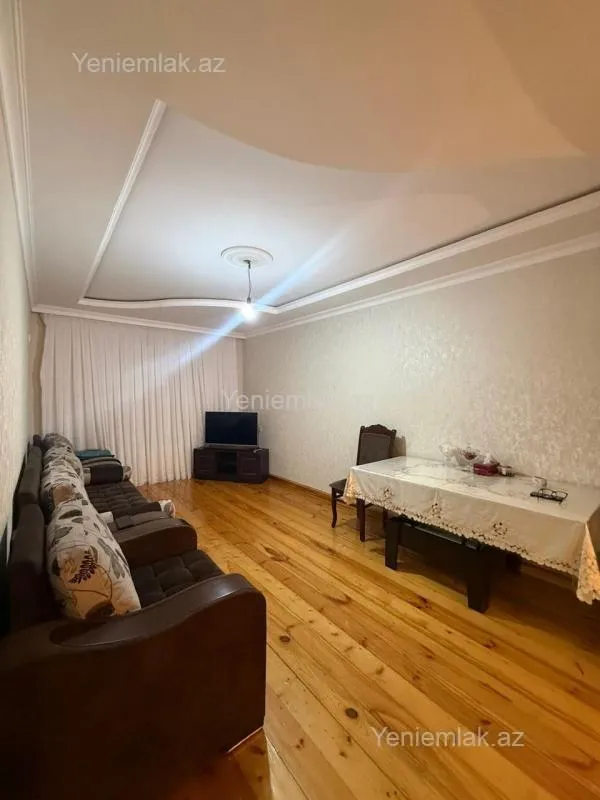 Satılır 3 otaqlı yeni tikili 80 m²