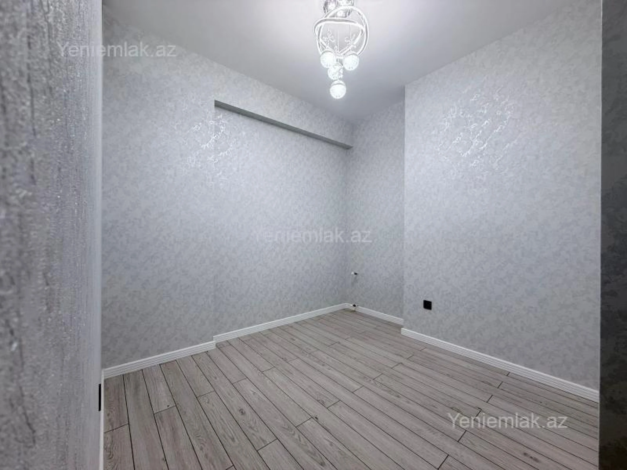 Satılır 3 otaqlı yeni tikili 93 m²
