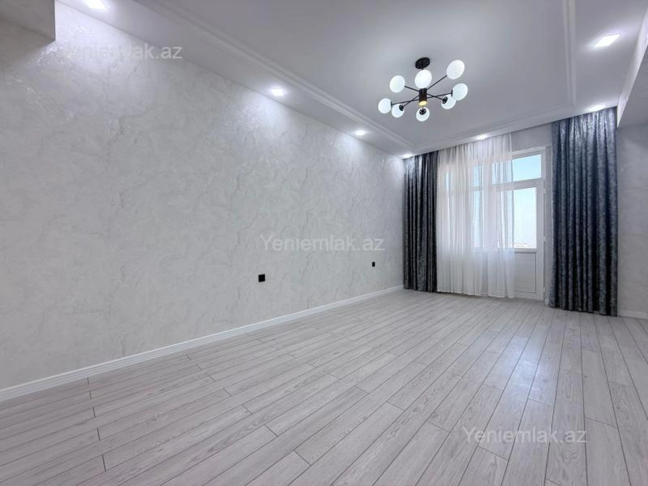 Satılır 3 otaqlı yeni tikili 93 m²