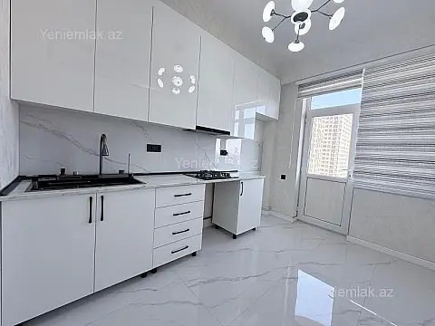 Satılır 3 otaqlı yeni tikili 93 m²
