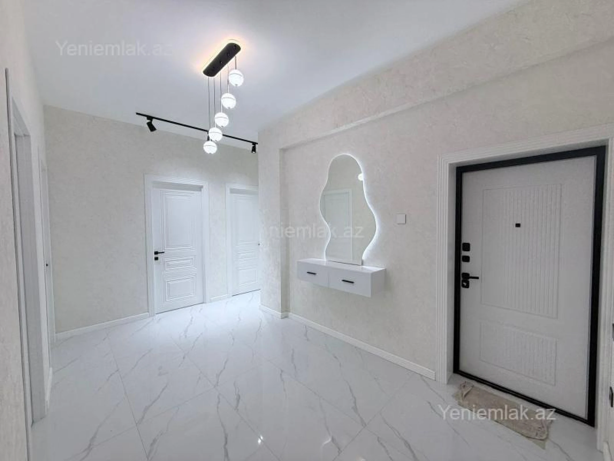 Satılır 3 otaqlı yeni tikili 93 m²