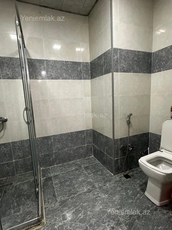 Satılır 2 otaqlı yeni tikili 82 m²