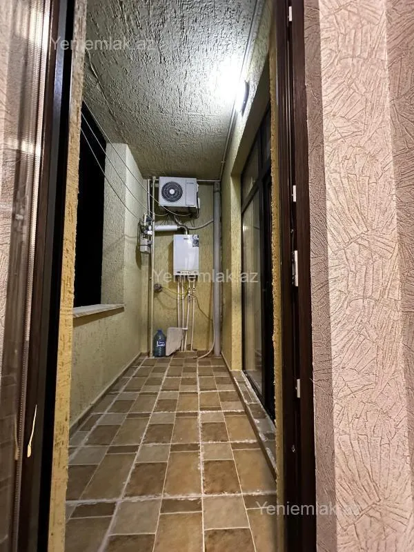 Satılır 2 otaqlı yeni tikili 82 m²