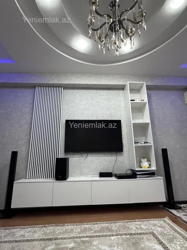 Satılır 3 otaqlı yeni tikili 87 m²