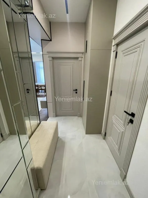 Satılır 2 otaqlı yeni tikili 66 m²