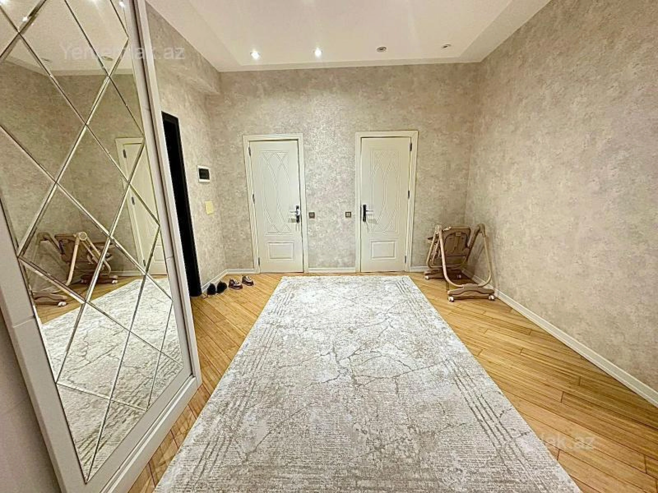 Satılır 2 otaqlı yeni tikili 94 m²