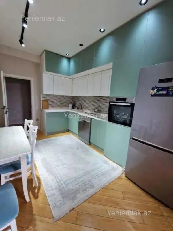 Satılır 2 otaqlı yeni tikili 94 m²