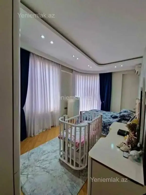 Satılır 2 otaqlı yeni tikili 94 m²