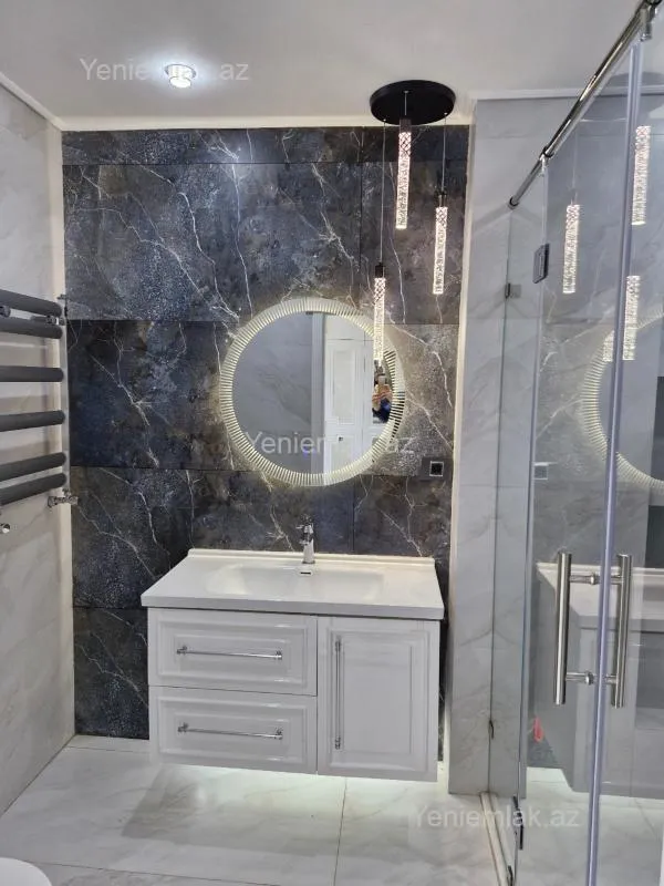 Satılır 3 otaqlı yeni tikili 115 m²