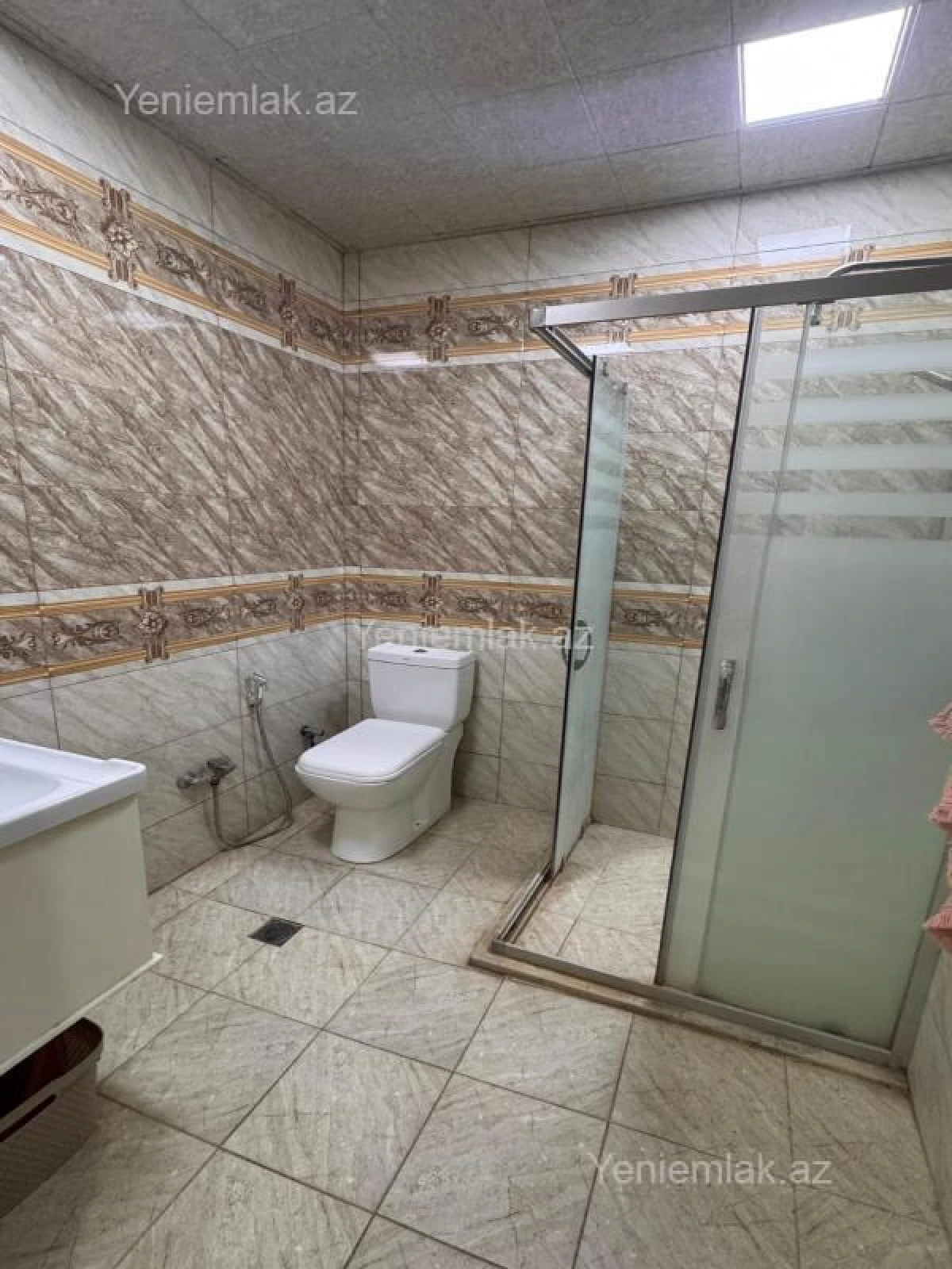 Satılır 2 otaqlı yeni tikili 55 m²