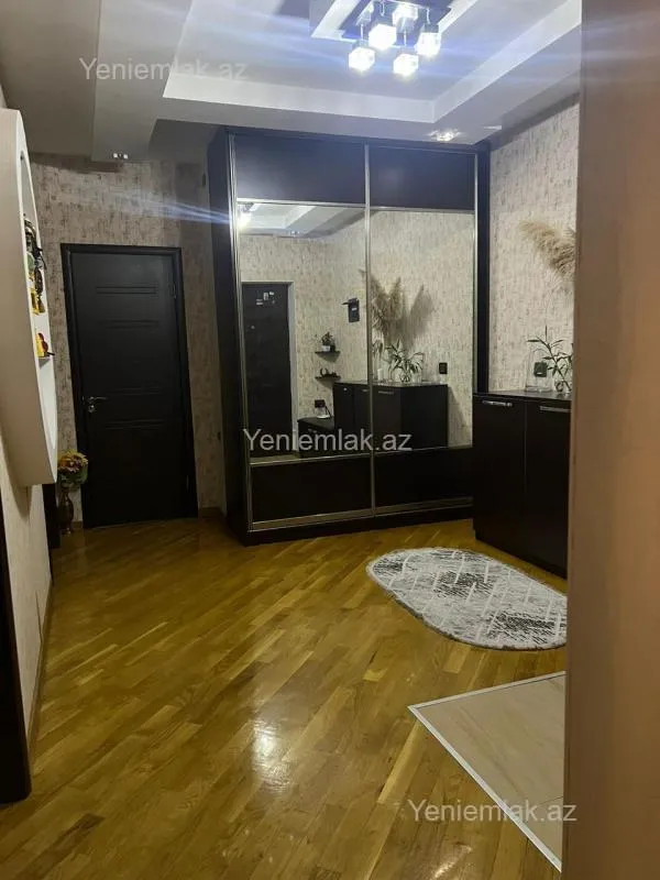 Satılır 3 otaqlı yeni tikili 92 m²