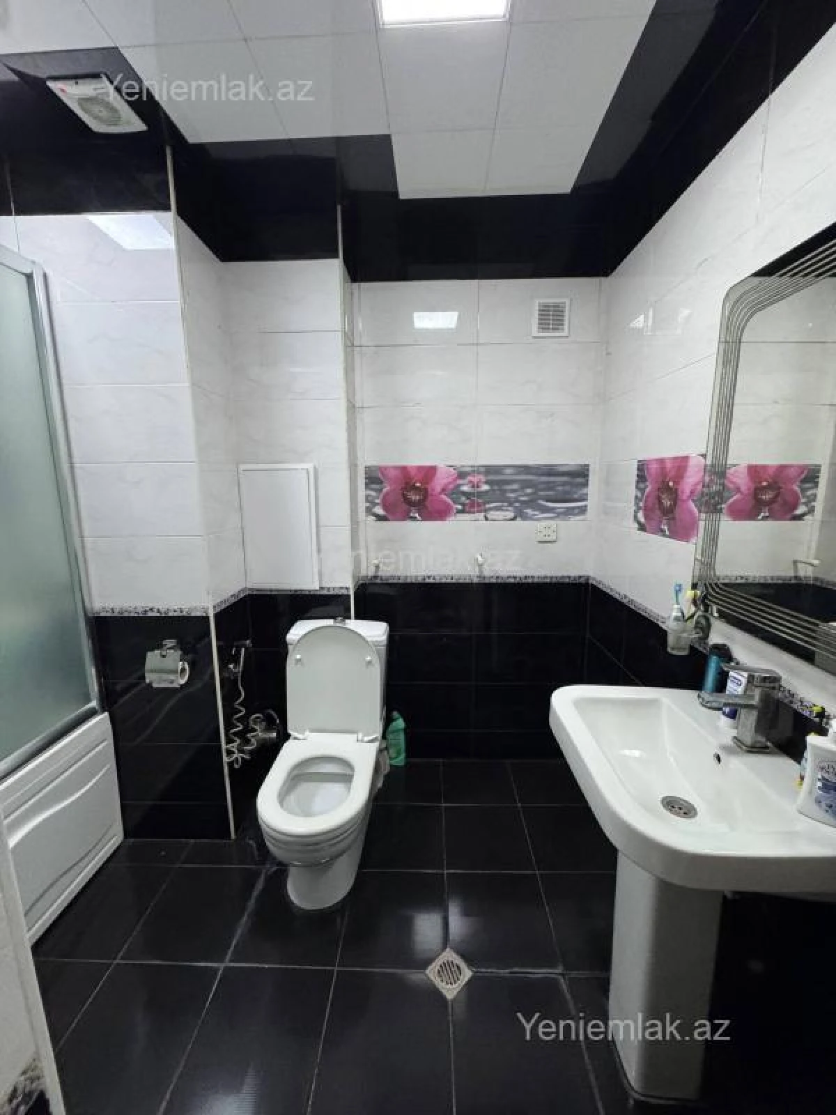 Satılır 3 otaqlı yeni tikili 85 m²