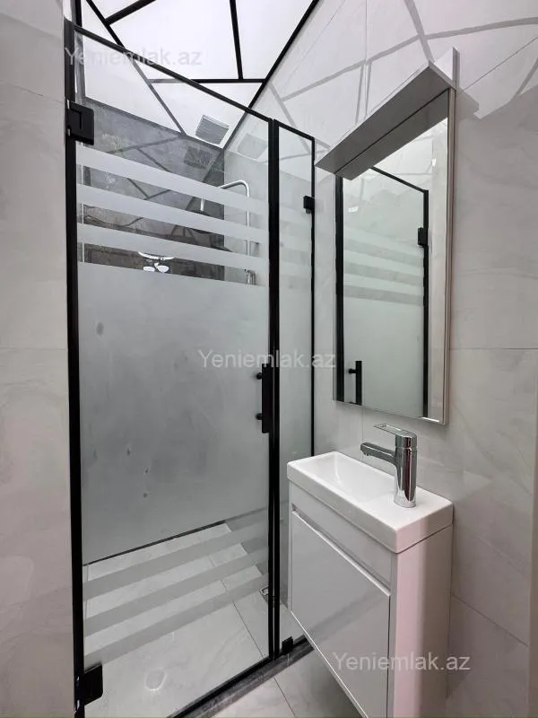 Satılır 3 otaqlı yeni tikili 86 m²