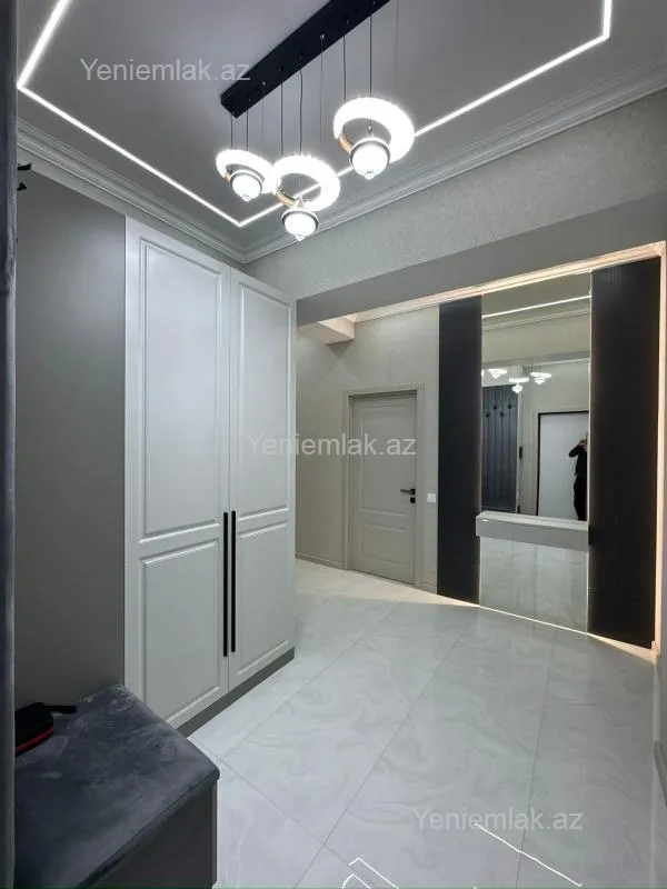 Satılır 3 otaqlı yeni tikili 86 m²