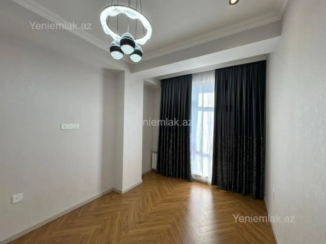 Satılır 3 otaqlı yeni tikili 86 m²