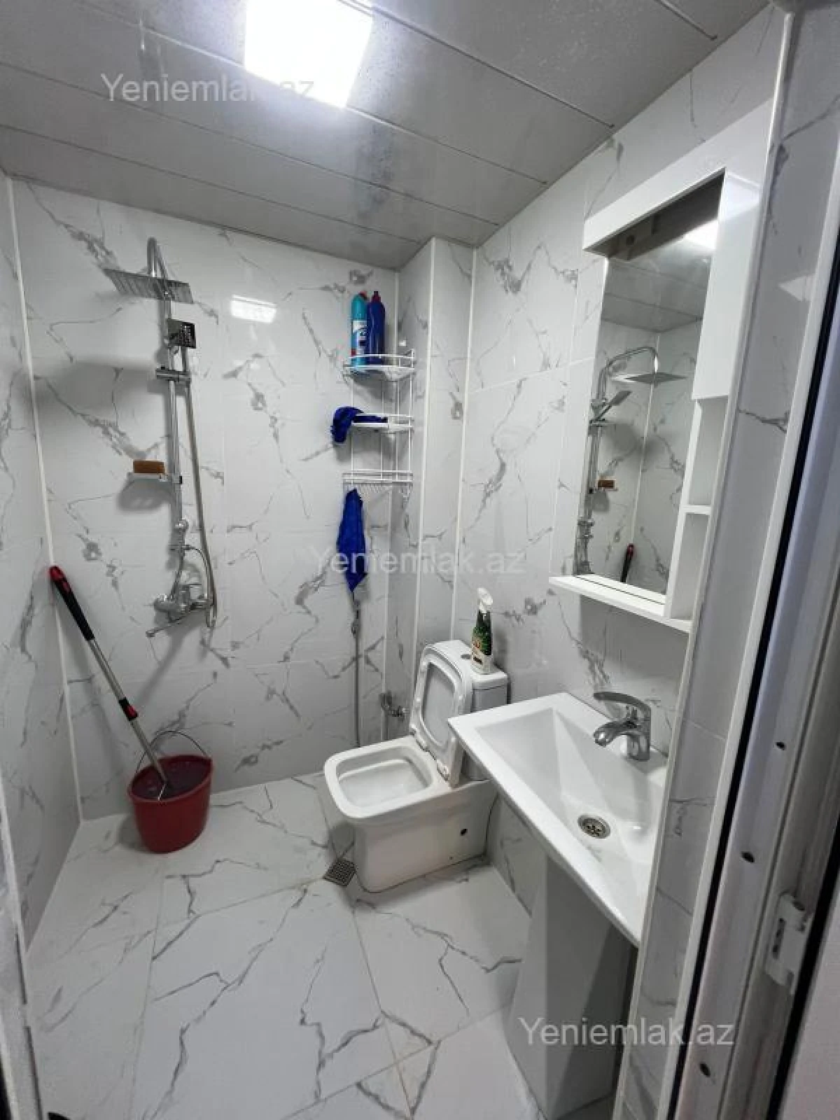 Satılır 3 otaqlı köhnə tikili 45 m²
