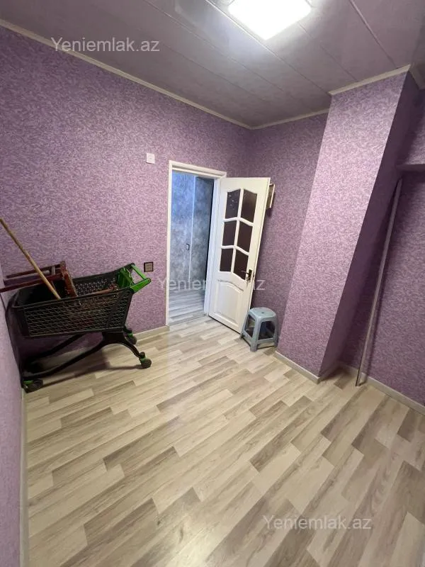 Satılır 3 otaqlı köhnə tikili 45 m²