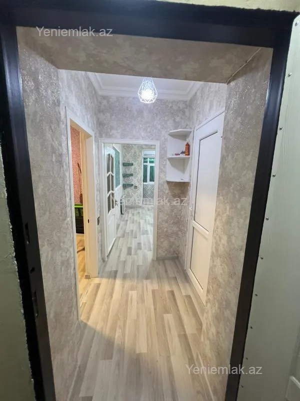 Satılır 3 otaqlı köhnə tikili 45 m²