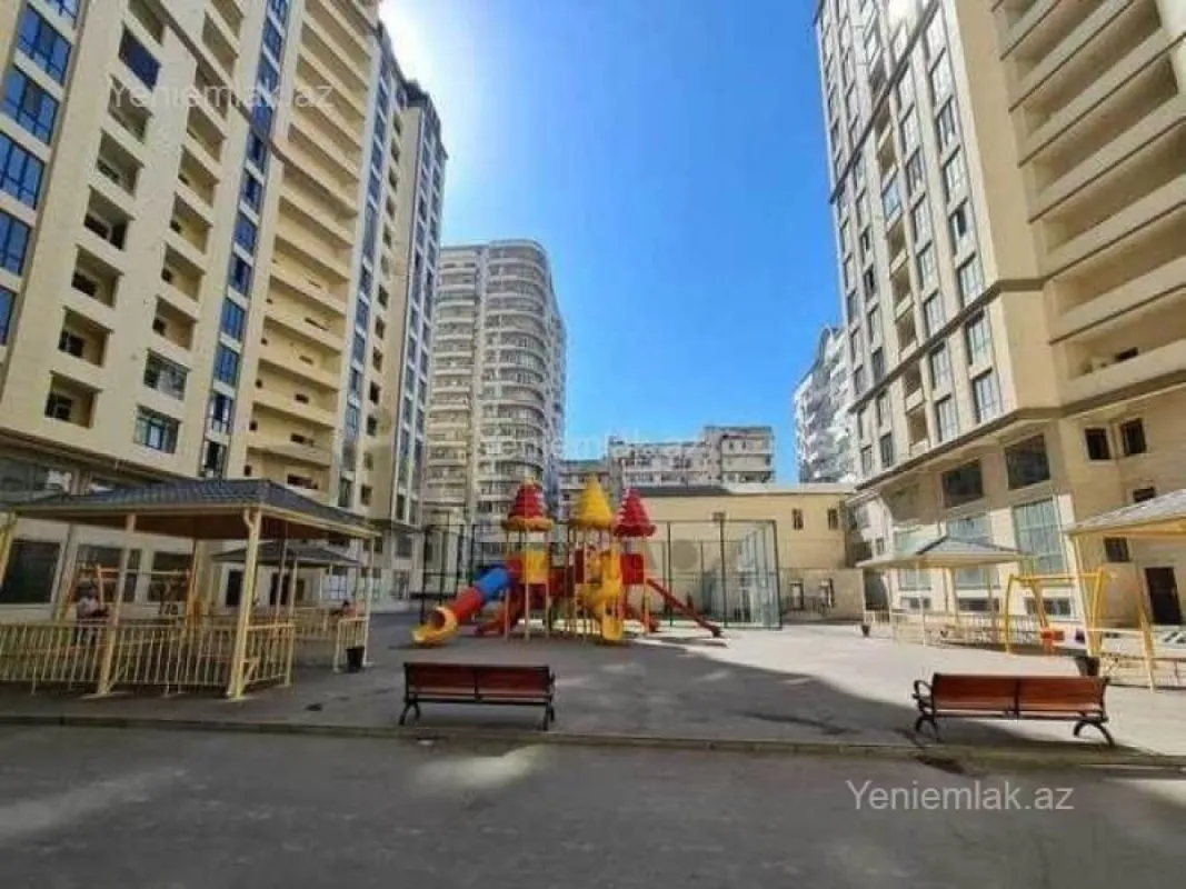 Satılır 3 otaqlı yeni tikili 149 m²