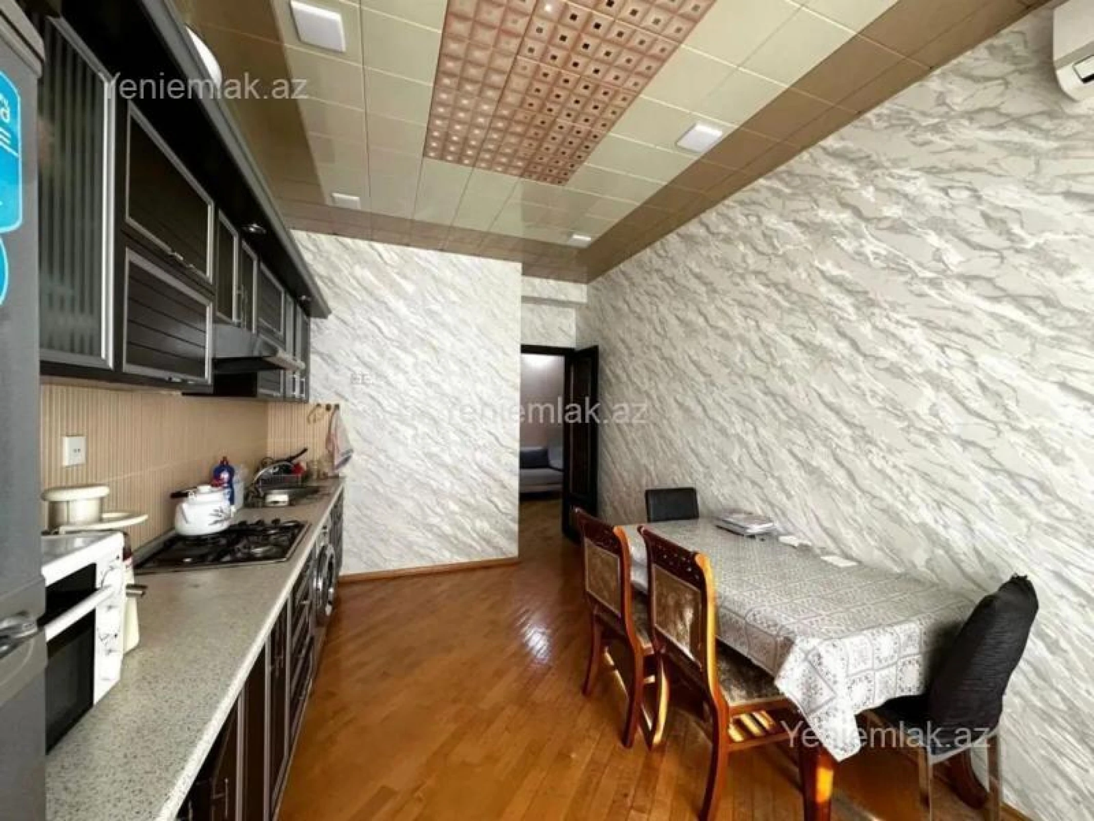 Satılır 3 otaqlı yeni tikili 144 m²