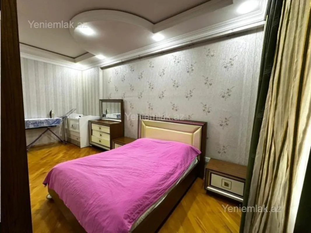 Satılır 3 otaqlı yeni tikili 144 m²