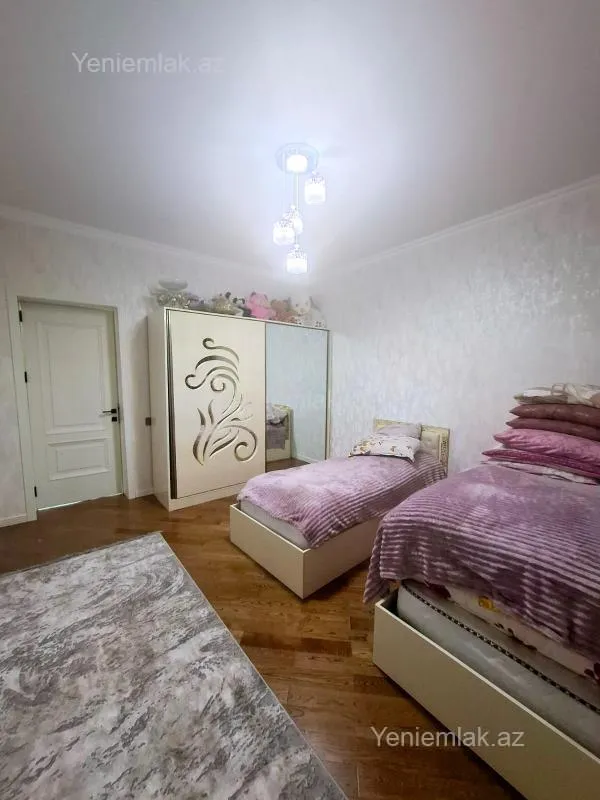 Satılır 3 otaqlı yeni tikili 137 m²