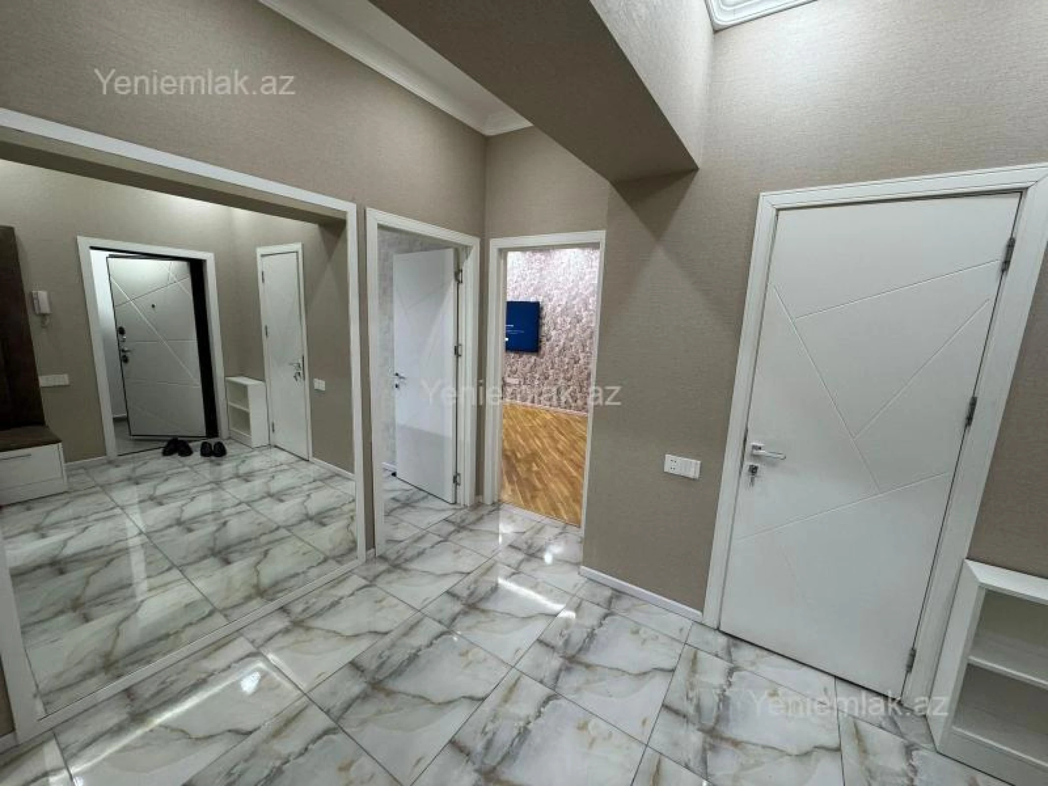 Satılır 2 otaqlı yeni tikili 97 m²