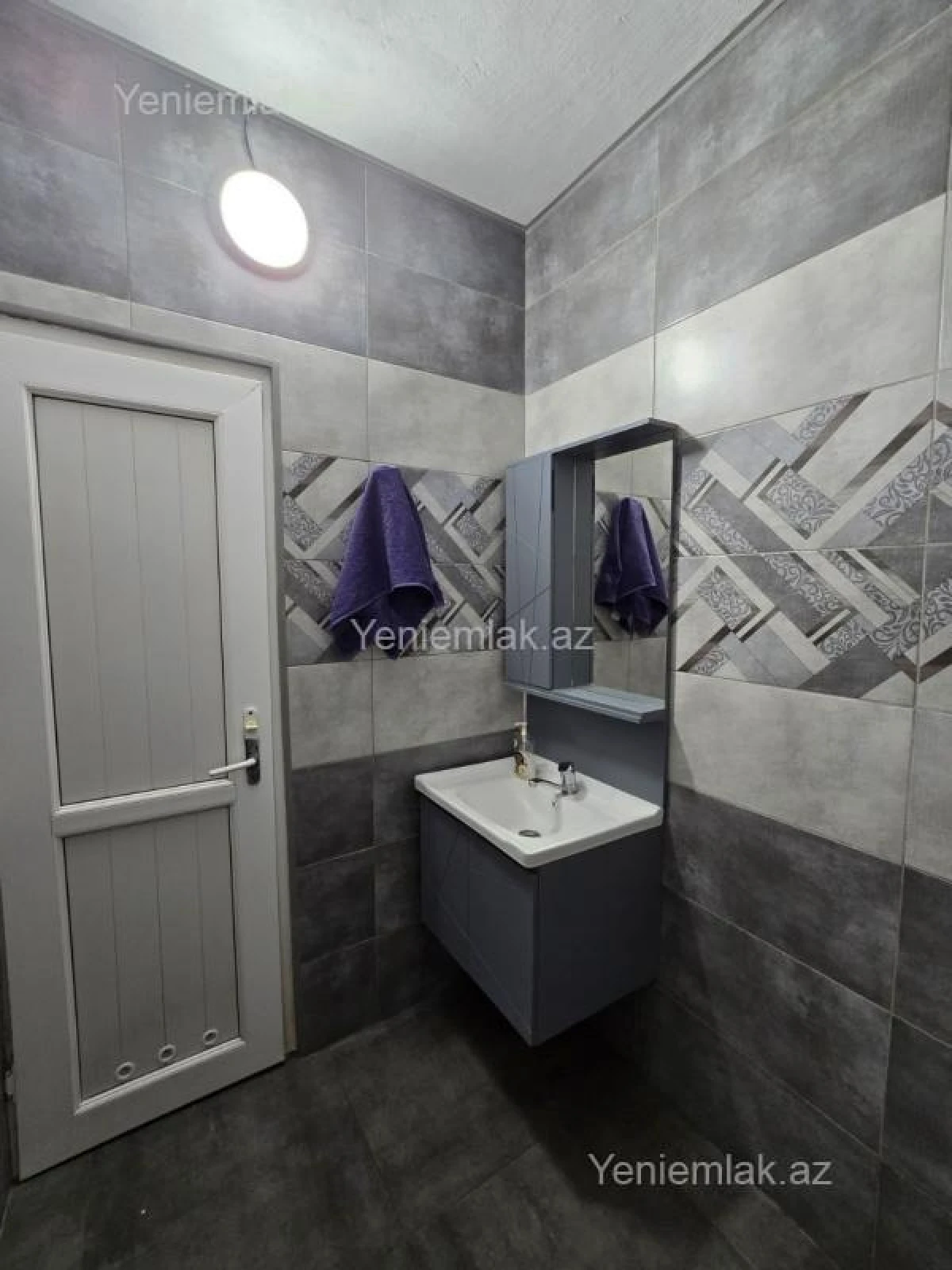 Satılır 3 otaqlı köhnə tikili 70 m²