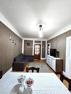 Satılır 3 otaqlı köhnə tikili 70 m²