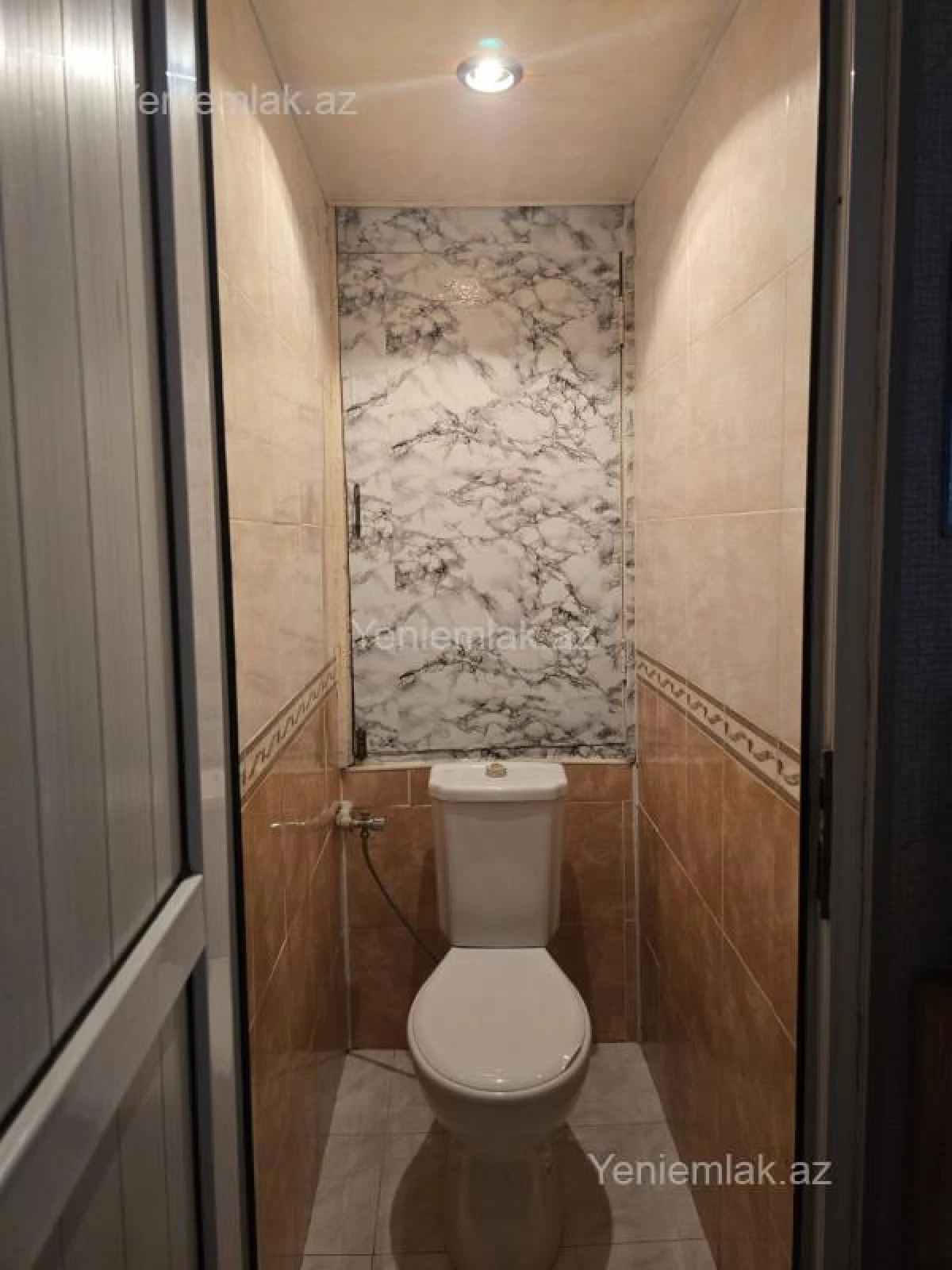 Satılır 3 otaqlı köhnə tikili 70 m²