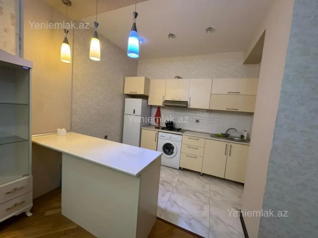 Satılır 3 otaqlı yeni tikili 95 m²