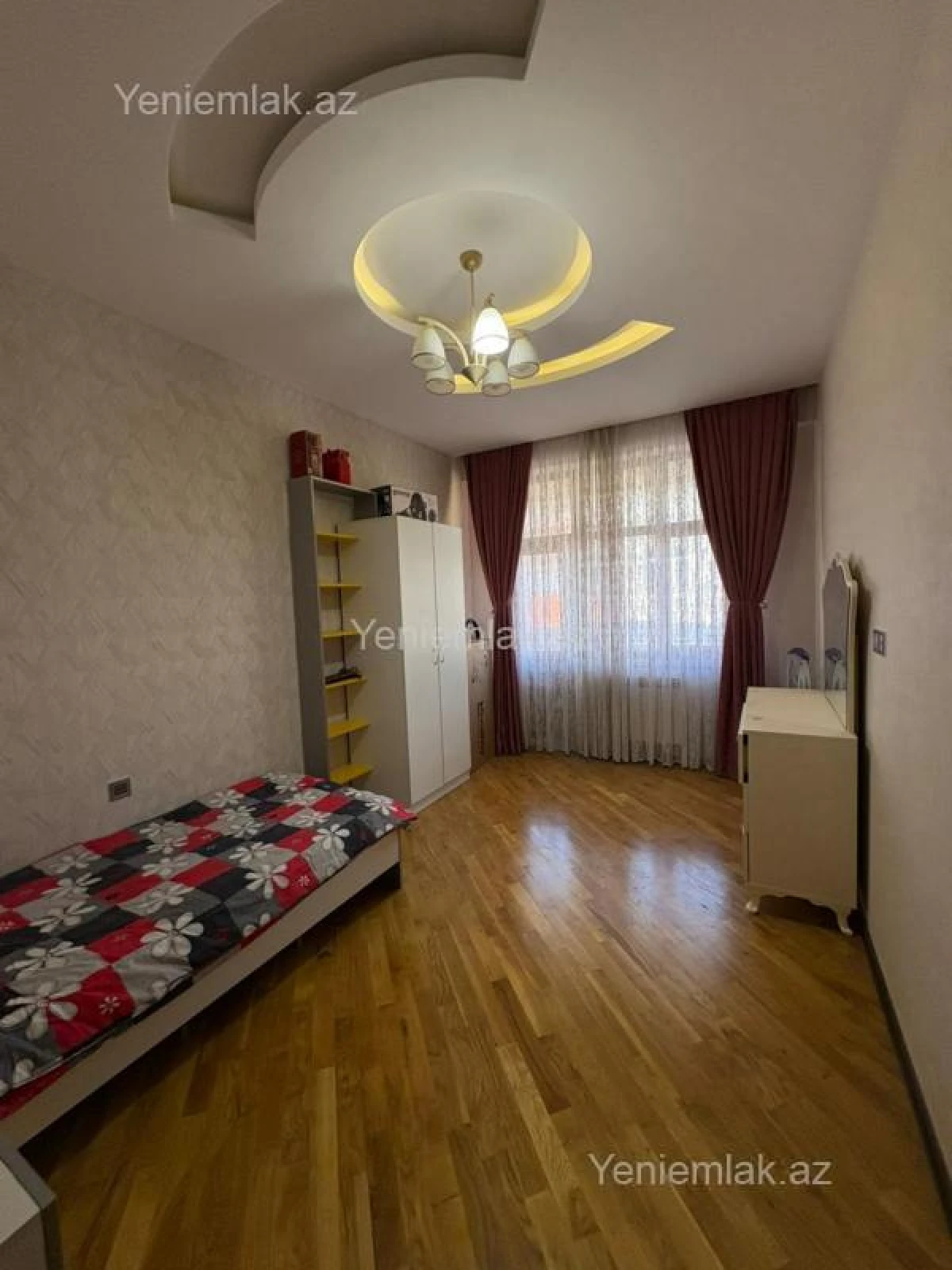 Satılır 3 otaqlı yeni tikili 95 m²