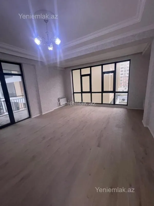 Satılır 3 otaqlı yeni tikili 102 m²