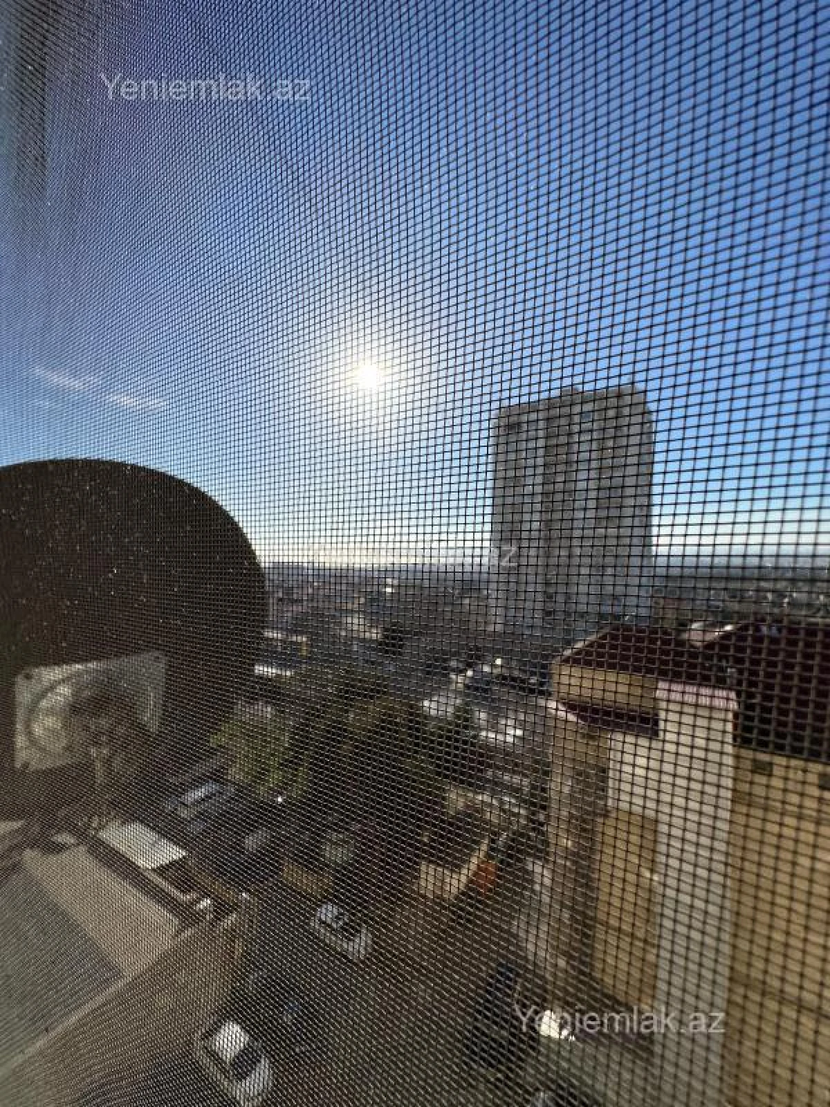 Satılır 2 otaqlı köhnə tikili 60 m²