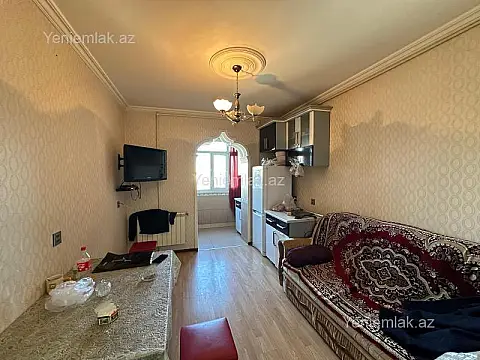 Satılır 2 otaqlı köhnə tikili 60 m²