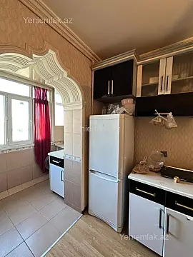 Satılır 2 otaqlı köhnə tikili 60 m²