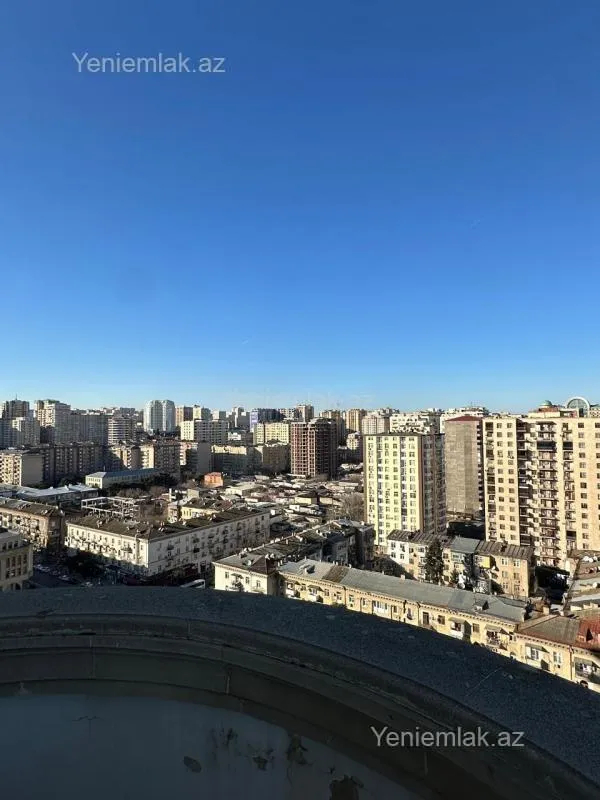 Satılır 4 otaqlı yeni tikili 160 m²