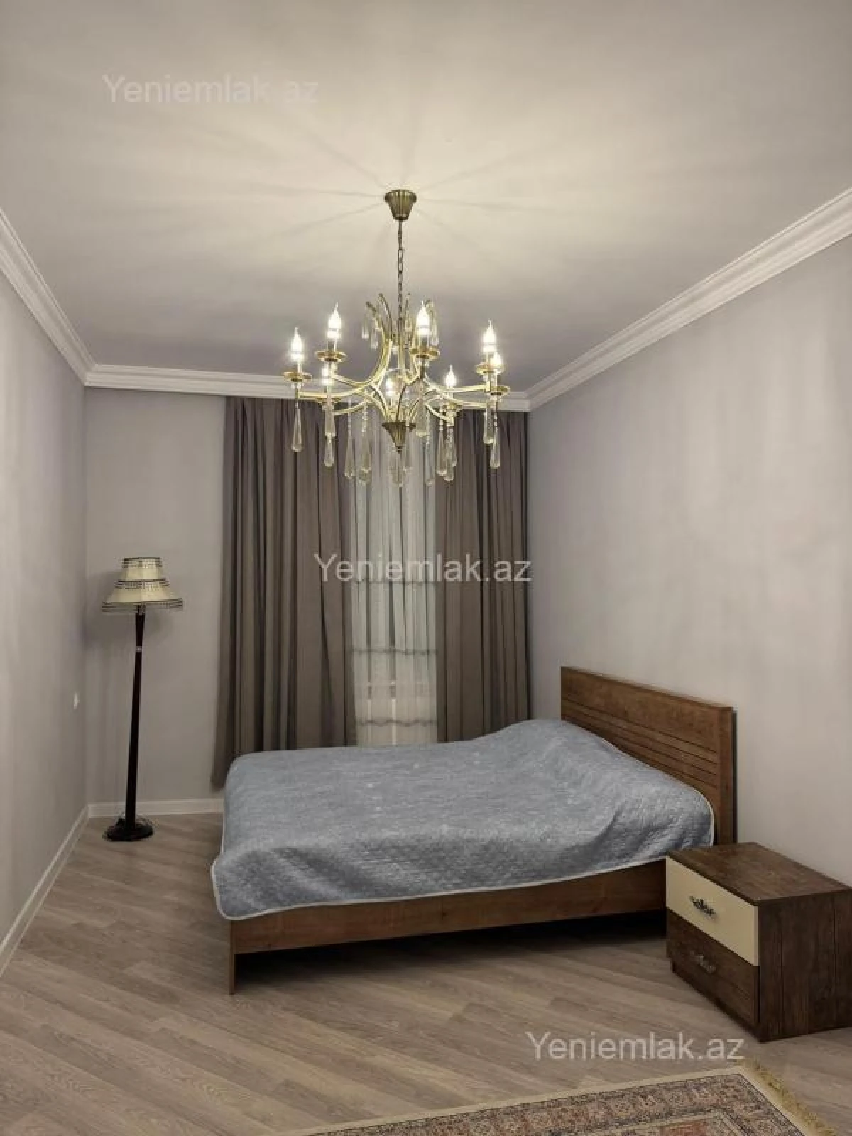 Satılır 6 otaqlı həyət evi 300 m²