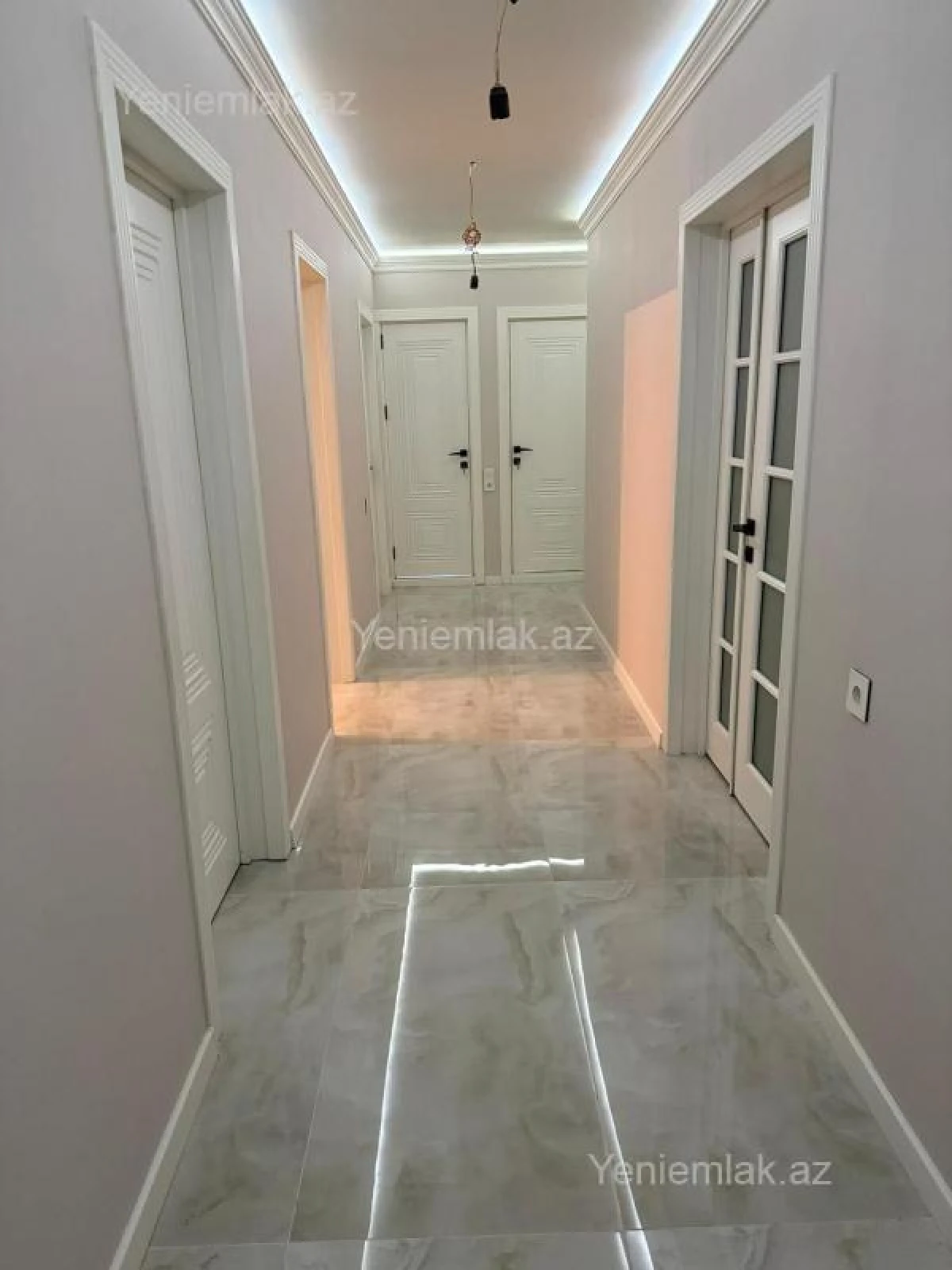 Satılır 5 otaqlı köhnə tikili 127 m²