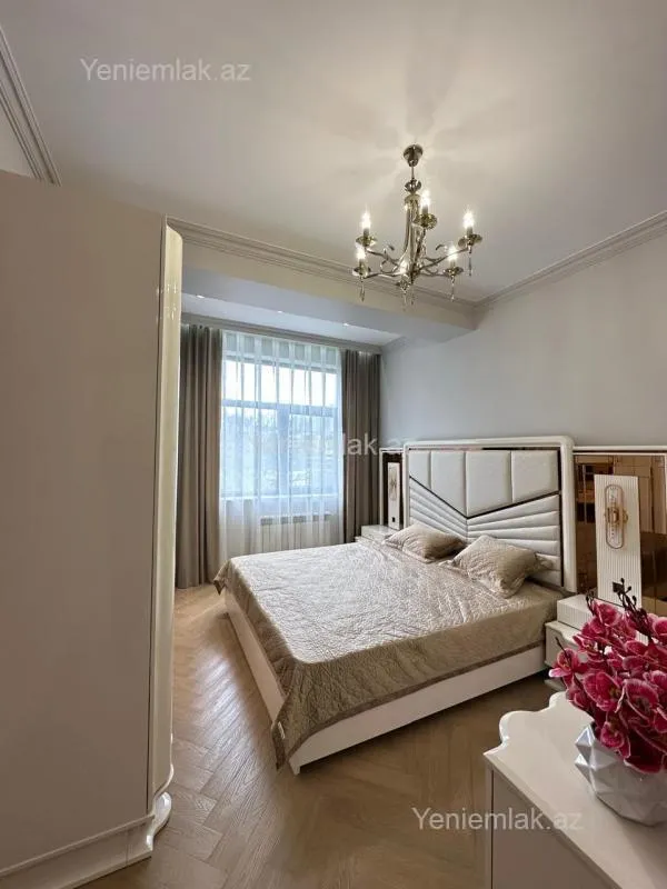 Satılır 3 otaqlı yeni tikili 118 m²