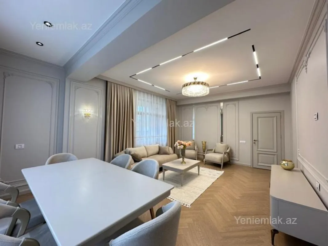 Satılır 3 otaqlı yeni tikili 118 m²