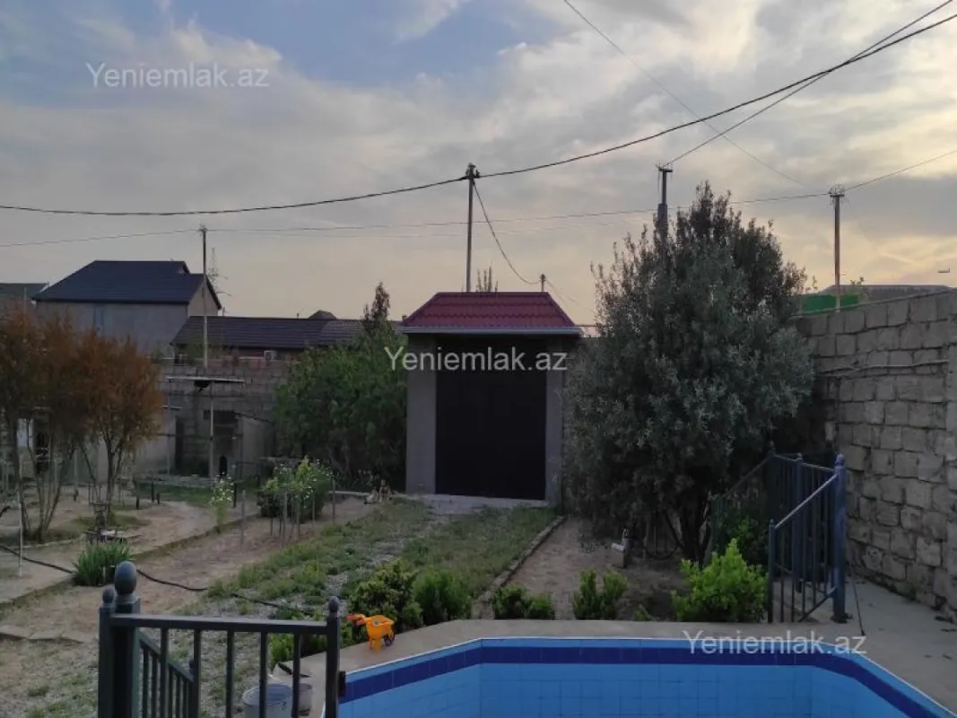 Satılır 3 otaqlı həyət evi 110 m²